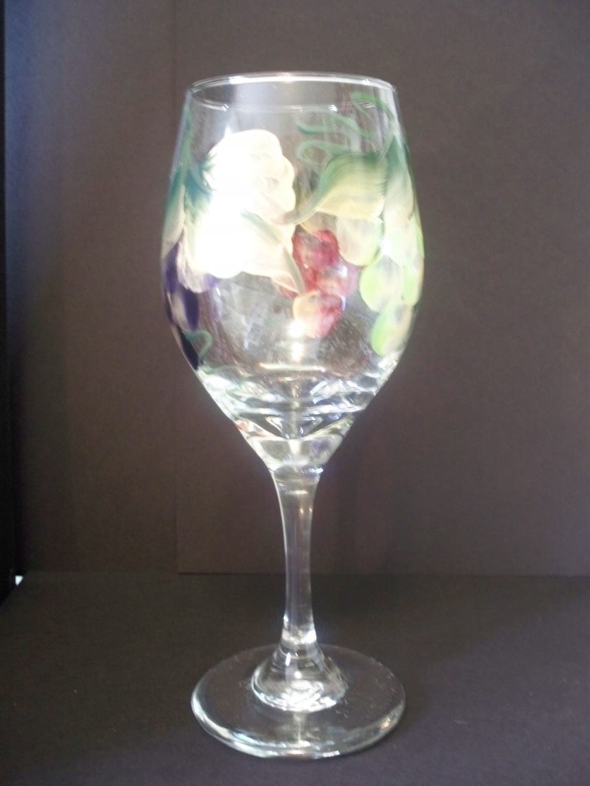 Hand Painted Grapes Wine Glass, Dishwasher Safe